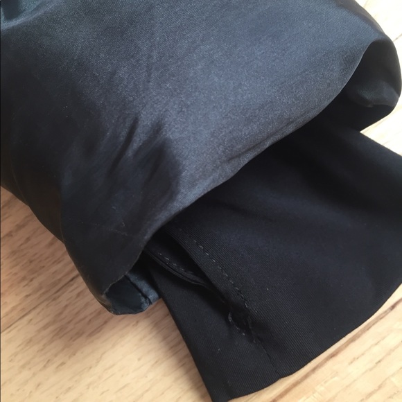 EUC youth size puffer jacket with hood - Picture 4 of 6